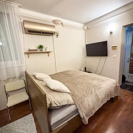Flora Apartman Debrecen Exterior photo